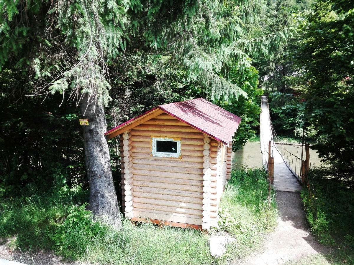 Садиба Брусний Mykulyčyn Exteriér fotografie